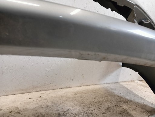 BRANIK PREDNJA STRANA TOYOTA AURIS II 2 REDIZAJN 15-