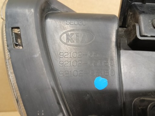 LAMPA FAR DESNA STRANA LEČA LED KIA NIRO 16-