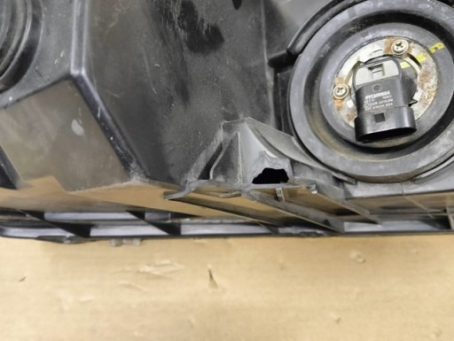 LAMPA FAR LIJEVA STRANA FIAT FREEMONT DODGE JOURNEY 11-