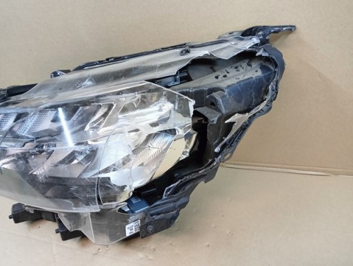 LAMPA FAR LIJEVA STRANA FULL LED SUZUKI SX4 S-CROSS II 2 21- LAMPA FAR LIJEVA STRANA FULL LED SUZUKI SX4 S-CROSS II 2 21-