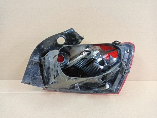 LAMPA FAR LIJEVA STRANA ZADNJA  ZADNJI SEAT IBIZA IV 4 6J 08-12R