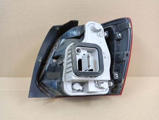 ZAMJENSKI DIO LAMPE FAROVI LIJEVA STRANA ZADNJA ZADNJI VW POLO 6R 08-14R ZAMJENSKI DIO LAMPE FAROVI LIJEVA STRANA ZADNJA ZADNJI VW POLO 6R 08-14R