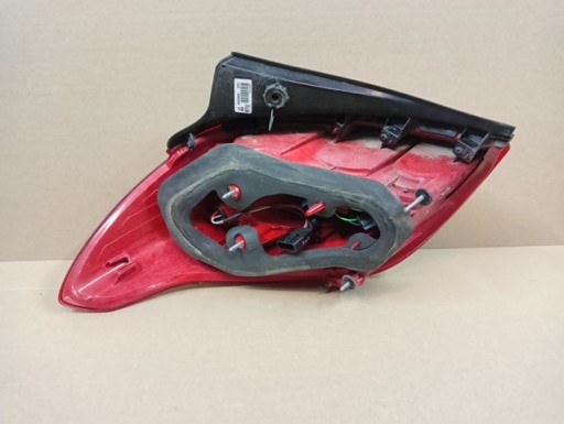 LAMPA FAR DESNA STRANA ZADNJA ZADNJI OPEL MOKKA I 1 A 12-16R LAMPA FAR DESNA STRANA ZADNJA ZADNJI OPEL MOKKA I 1 A 12-16R