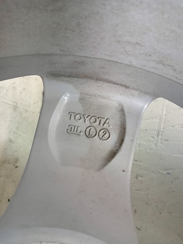 ALUMINIJSKA FELGA TOYOTA COROLLA E21 16X7J ET40 5X114.3 ALUMINIJSKA FELGA TOYOTA COROLLA E21 16X7J ET40 5X114.3