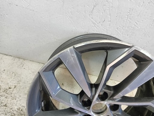 ALUMINIJSKA FELGA AUDI Q5 II 2 80A 19X8J ET39 5X112