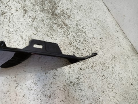 BRANIK PREDNJA STRANA OPEL INSIGNIA II 2 B REDIZAJN 20- BRANIK PREDNJA STRANA OPEL INSIGNIA II 2 B REDIZAJN 20-