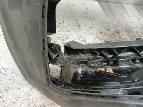 BRANIK PREDNJA STRANA VW CRAFTER II 2 7C 17- BRANIK PREDNJA STRANA VW CRAFTER II 2 7C 17-