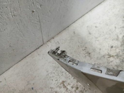 BRANIK PREDNJA STRANA SUZUKI SWIFT MK8 17-