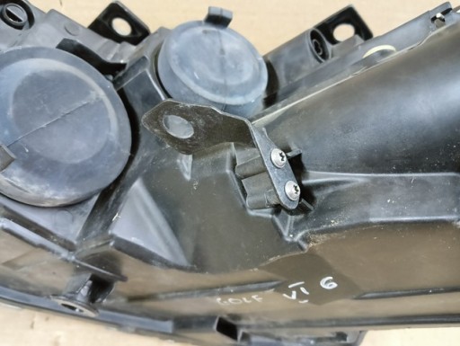 LAMPA FAR DESNA STRANA VW GOLF VI 6 5K 09-12R