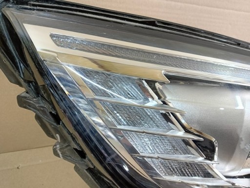 LAMPA FAR DESNA STRANA RENAULT SCENIC IV 4 16- LAMPA FAR DESNA STRANA RENAULT SCENIC IV 4 16-