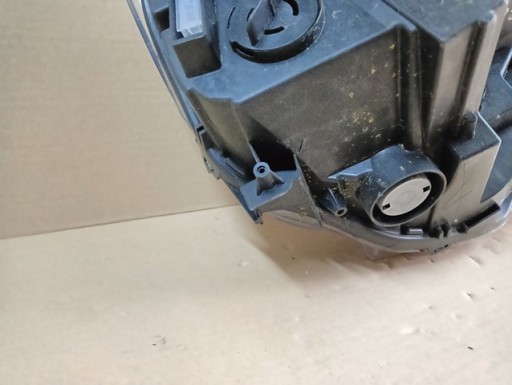 LAMPA FAR LIJEVA STRANA OPEL COMBO E 18-