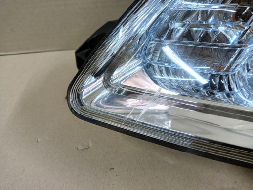 LAMPA FAR LIJEVA STRANA CITROEN C3 II 2 09-16R