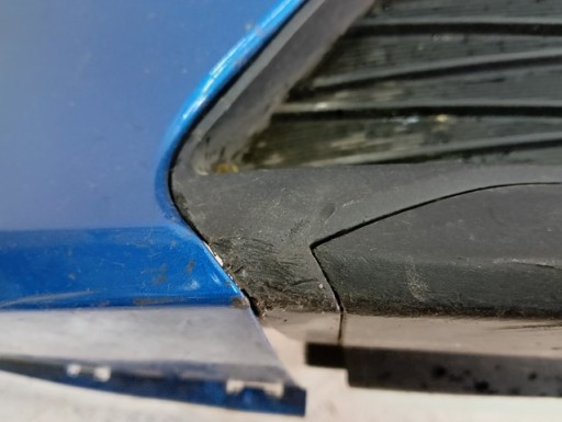 BRANIK PREDNJA STRANA KIA CEED III 3 REDIZAJN 21- BRANIK PREDNJA STRANA KIA CEED III 3 REDIZAJN 21-