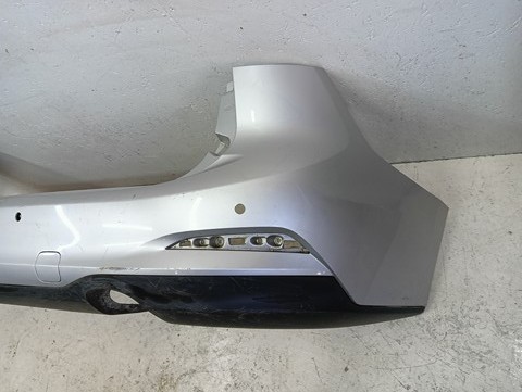 BRANIK ZADNJI FORD FOCUS MK4 KARAVAN 18- BRANIK ZADNJI FORD FOCUS MK4 KARAVAN 18-
