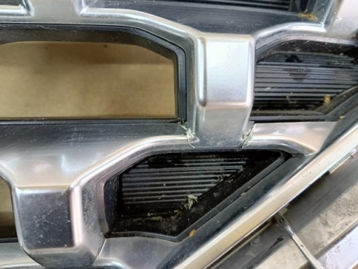 MASKA GRIL HYUNDAI SANTA FE IV 4 REDIZAJN 21- MASKA GRIL HYUNDAI SANTA FE IV 4 REDIZAJN 21-