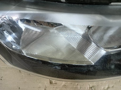 LAMPA FAR DESNA STRANA SKODA RAPID 5JB 12-15R LAMPA FAR DESNA STRANA SKODA RAPID 5JB 12-15R