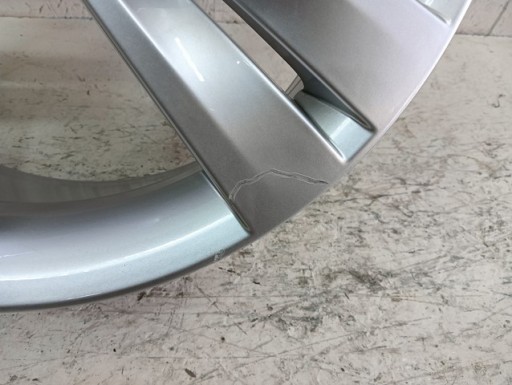 ALUMINIJSKA FELGA SKODA KAROQ 57A 18X7J ET45 57A601025M 5X112 ALUMINIJSKA FELGA SKODA KAROQ 57A 18X7J ET45 57A601025M 5X112