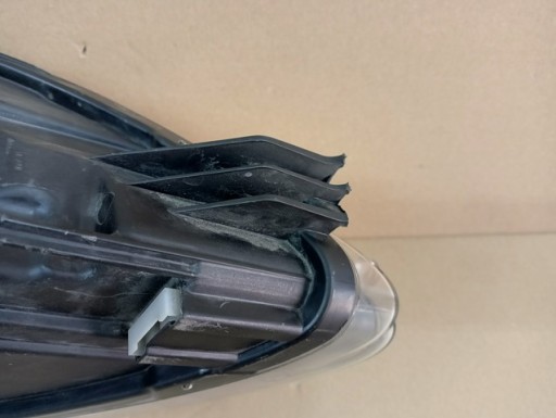 LAMPA FAR LIJEVA STRANA VW GOLF V 5 5M1 PLUS 05-09R
