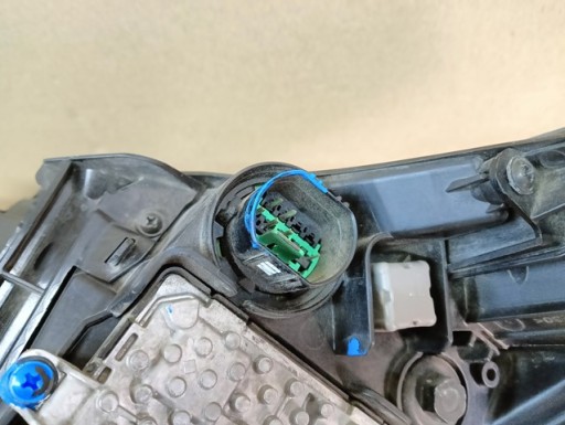 LAMPA FAR DESNA STRANA FULL LED HYUNDAI I30 III 3 17- LAMPA FAR DESNA STRANA FULL LED HYUNDAI I30 III 3 17-