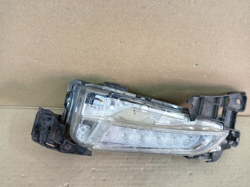 MAGLENKA DESNA STRANA PREDNJA LED SUZUKI VITARA III 3 REDIZAJN 18- MAGLENKA DESNA STRANA PREDNJA LED SUZUKI VITARA III 3 REDIZAJN 18-
