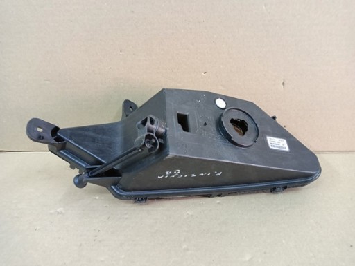 MAGLENKA DESNA STRANA PREDNJA OPEL INSIGNIA II 2 B 17-