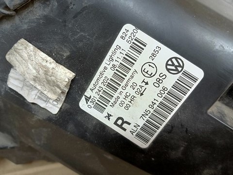 LAMPA FAR DESNA STRANA SEAT ALHAMBRA 7N5 10- LAMPA FAR DESNA STRANA SEAT ALHAMBRA 7N5 10-