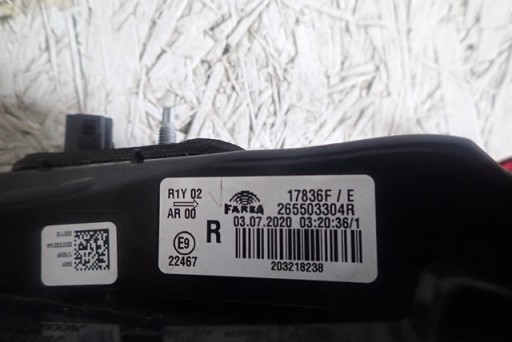 LAMPA FAR DESNA STRANA ZADNJA ZADNJI RENAULT CLIO 5 V 2019-