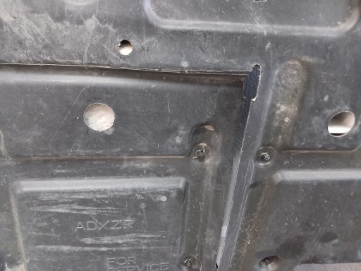 POKLOPAC ISPOD MOTOR PREDNJA STRANA TOYOTA PRIUS III 09-