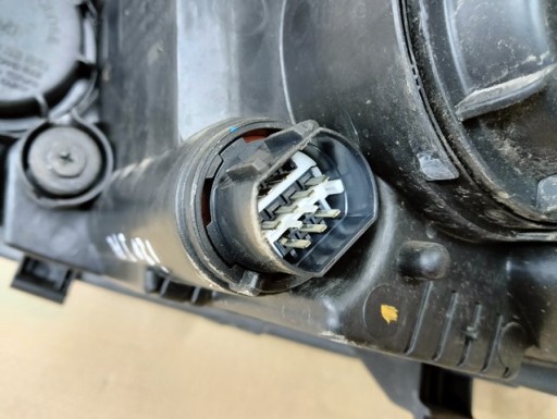 LAMPA FAR DESNA STRANA HYUNDAI I20 I 1 REDIZAJN 12-14R LAMPA FAR DESNA STRANA HYUNDAI I20 I 1 REDIZAJN 12-14R
