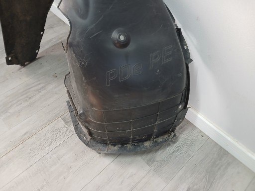 PVC BLATOBRANA LIJEVA STRANA PREDNJA HYUNDAI I30 III REDIZAJN 20- PVC BLATOBRANA LIJEVA STRANA PREDNJA HYUNDAI I30 III REDIZAJN 20-