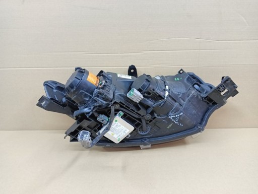 LAMPA FAR LIJEVA STRANA BI-XENON NIJE ZAKRETNI MITSUBISHI OUTLANDER III 3 12-15R