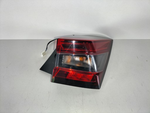 LAMPA FAR ZADNJA  ZADNJI DESNA STRANA NISSAN JUKE II F16 19-