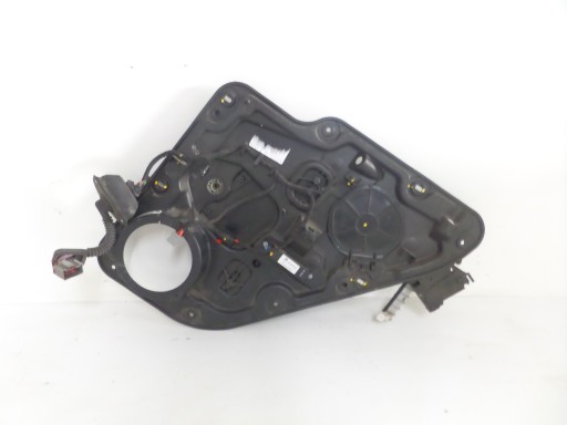 DIZAČ PROZOR ZADNJI DESNA STRANA JEEP GRAND CHEROKEE WK2