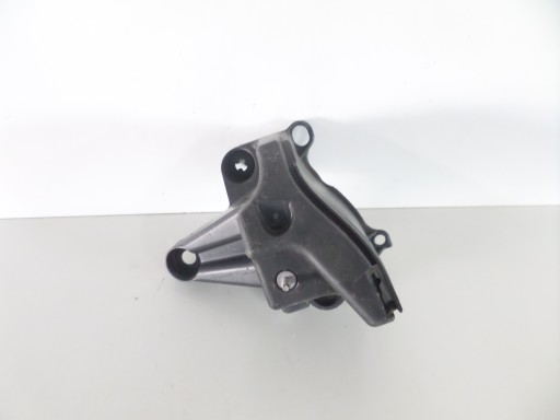 NOSAČ ZADNJI LIJEVA STRANA MERCEDES CLS W218 11-