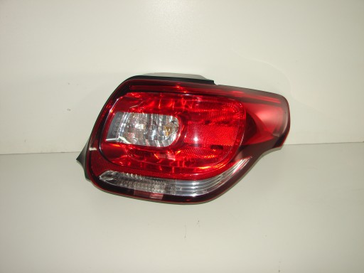 LAMPA FAR ZADNJA  ZADNJI DESNA STRANA CITROEN DS3 10-