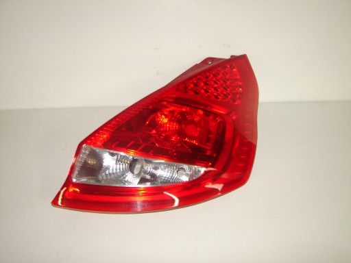 LAMPA FAR ZADNJA  ZADNJI DESNA STRANA FORD FIESTA MK7 08-13