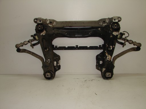 MOST PREDNJA STRANA AUDI A8 D3 4E0399313C