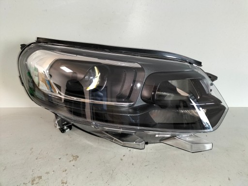 LAMPA FAR PREDNJA DESNA STRANA CITROEN JUMPY III 16- SAPCETOURER XENON