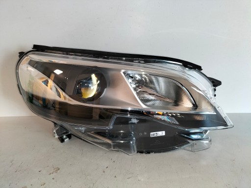 LAMPA FAR PREDNJA DESNA STRANA PEUGEOT EXPERT III 16- TRAVELLER XENON