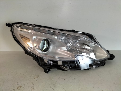 LAMPA FAR PREDNJA DESNA STRANA PEUGEOT 2008 13-16