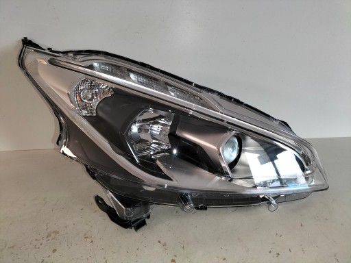 LAMPA FAR PREDNJA DESNA STRANA PEUGEOT 208 REDIZAJN 15-19