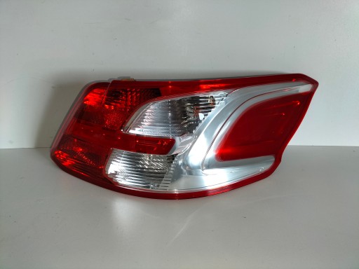 LAMPA FAR ZADNJA  ZADNJI DESNA STRANA PEUGEOT 301 13-17