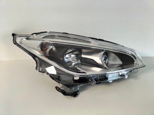 LAMPA FAR PREDNJA DESNA STRANA PEUGEOT 208 REDIZAJN 15-19