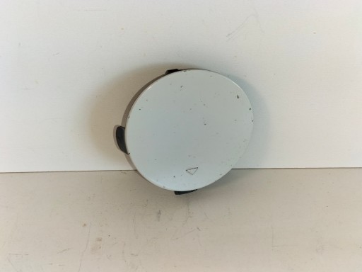 POKLOPAC OTVORA VUČE BRANIKA PREDNJA STRANA BMW 3 F34 GT 13-