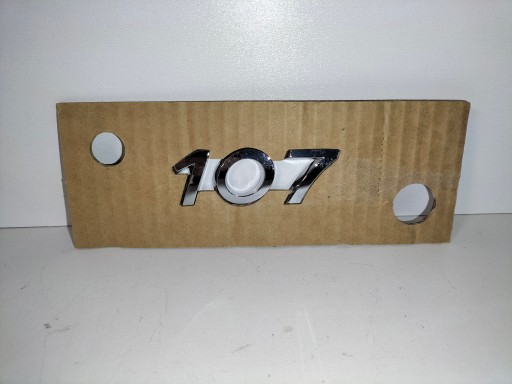 ZNAK EMBLEMAT LOGO NAPIS GEPEKA ZADNJI PEUGEOT 107