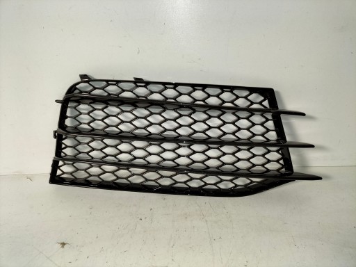 MASKA MREŽICA BRANIKA PREDNJA STRANA DESNA AUDI TT RS 8J 06-14