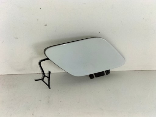 POKLOPAC OTVORA VUČE BRANIKA PREDNJA STRANA AUDI A7 C8 18- S-LINE