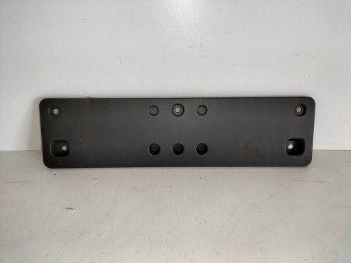 ZAŠTITA ISPOD TABLICE REGISTRACIJE PREDNJA STRANA VW GOLF VIII 8 REDIZAJN 24-