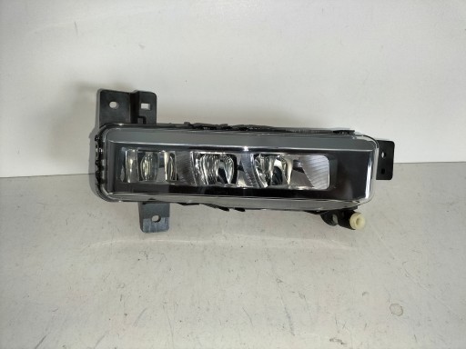 MAGLENKA LAMPA FAR DESNA STRANA LED BMW 1 F40 19- 2 F45 F46 18- BEZ M-PAKET