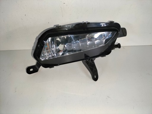MAGLENKA LAMPA FAR DESNA STRANA OPEL ZAFIRA C REDIZAJN 16- ASTRA K 15-